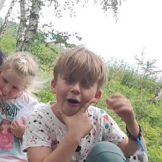 Логотип @llalsododkfk - крутЯ) чатик 🤍