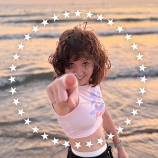 Логотип @llluuuccciiiaaannn - Люсьен