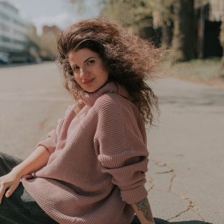 Логотип @lloyaspsy - Что здесь происходит