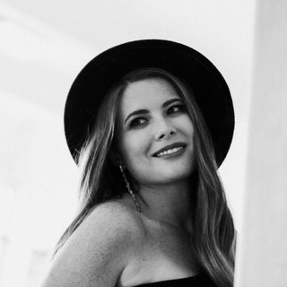 Логотип @lobacheva_antonina - Лобачева вещает 🚀