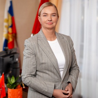 Логотип @loguv1 - Юлия Логвиненко