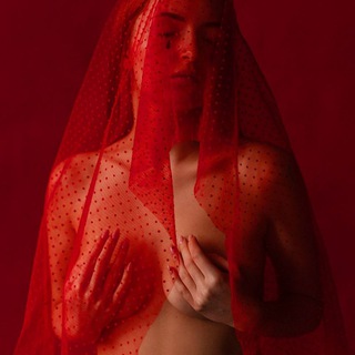 Логотип @lokotkophoto - Фотограф ню Минск Ксения Локотко