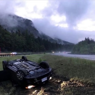 Логотип @lolyouts - устал