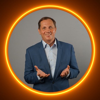 Логотип @lomonosov_rf - Поступи в ВУЗ с первого раза | Вадим Кочетов эксперт в сфере высшего образования