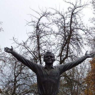 Логотип @lookatthedno - Заметки бродячего торгаша