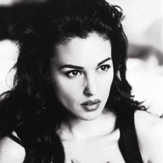 Логотип @loovegr1 - Искусство женственности