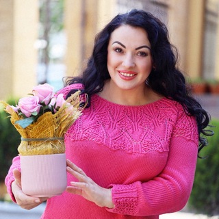 Логотип @lorraine_woolheart - LORRAINE WOOLHEART школа вязания и шитья