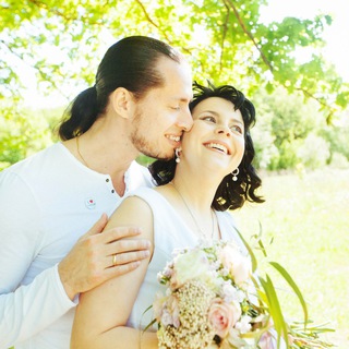 Логотип @lovdan - Люба и Дан☀️LOVDAN GDETONAMORE