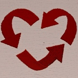 Логотип @love_2073 - всех любим💗🍃