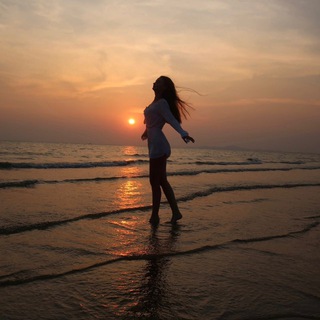 Логотип @love_and_anya - 𝚕𝚘𝚟𝚎 𝚊𝚗𝚍 𝙰𝚗𝚢𝚊.