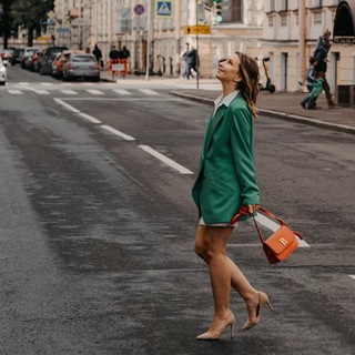 Логотип @lovebusines - Бизнес по любви