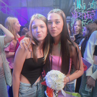 Логотип @lovefanshelp - помощь от милкис💋