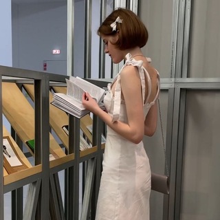 Логотип @lovefortheword - Любовь к слову