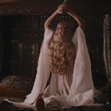 Логотип @lovegoros - любимый гороскоп