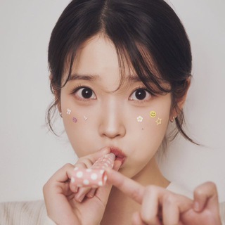 Логотип @loveidols - Idols 🍭