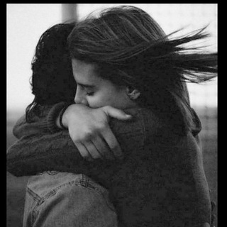 Логотип @loveis1407 - Love is...💜