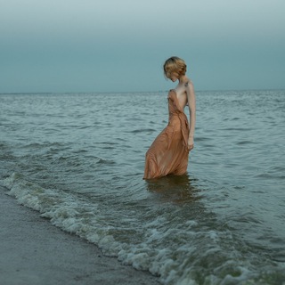 Логотип @loveisaphrodite - Per Aspera ad Astra || Эллинизм