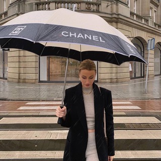 Логотип @lovelovlovel - Любовь?