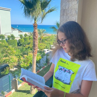 Логотип @lovemyfollowerss - 𝓑𝓞𝓞𝓚𝓥𝓐𝓡Ⱃ ✨