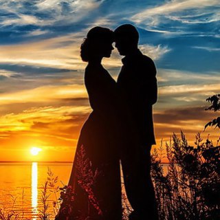 Логотип @loveofoursoul - Стихи о жизни и любви