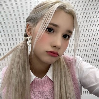 Логотип @loverhiyyih - closed