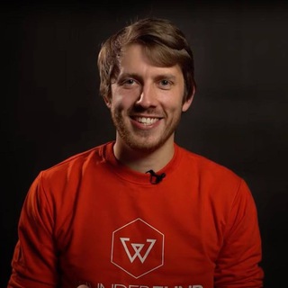 Логотип @lovesyuk - LOVESYUK