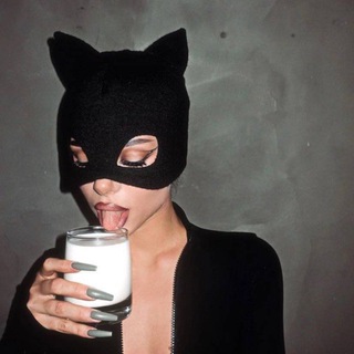 Логотип @loveyoooui - Я люблю -