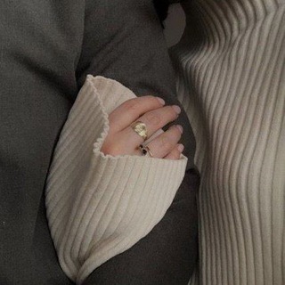 Логотип @lovikii - одиночество