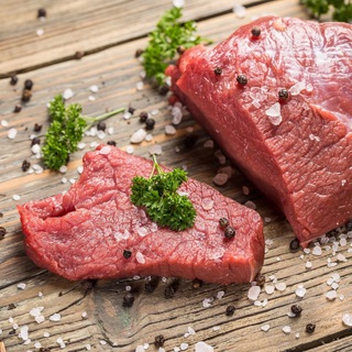 Логотип @lovim_vkus - Вкус Есть