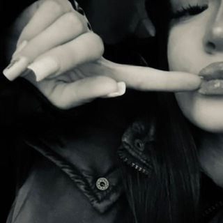 Логотип @lovv66ae - ловли аришу