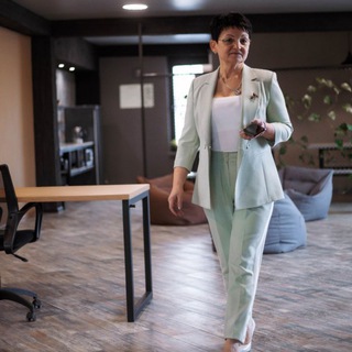 Логотип @lubov_soloviova_anapa - 🏗 Ищешь НЕДВИЖИМОСТЬ на Юге ?🏖