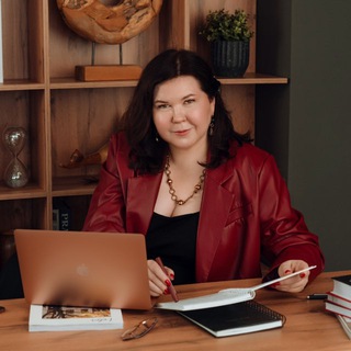 Логотип @luckydate - Адекватный нумеролог