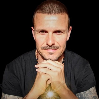 Логотип @luisgarre - ✨LuisGarre 🙌 Nuestro único propósito es SER LUZ 🙌💎🧬💜