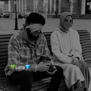 Логотип @lunaaa_2001 - .