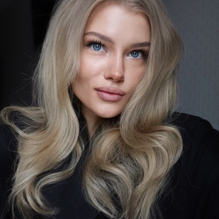 Логотип @lunakosm - NAT | BEAUTY ROOM 🪽