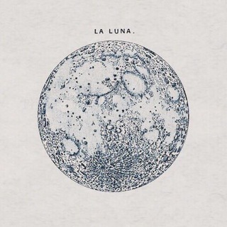 Логотип @lunalunala - La Luna