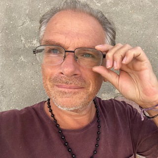 Логотип @lushnikov_alexey - Lushnikov