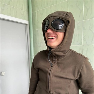 Логотип @lusiynefor - Лысый Нефор