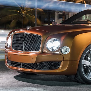 Логотип @luxomobiles - Люксомобили