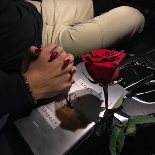 Логотип @luxstorys - Из Твоих Историй❤️