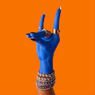 Логотип @lyakypi - Ля, купи