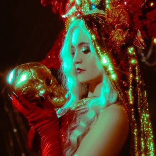 Логотип @lynarium_cosplay - Лунный хвостик𓆩✧𓆪