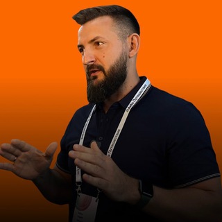 Логотип @lyubinandre - Андрей Любин