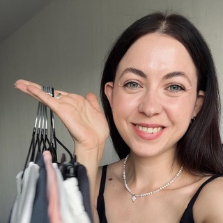 Логотип @lyubov_peshkova - по любви