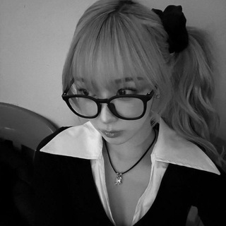 Логотип @m2e58l - lassitude