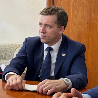 Логотип @m_terentev - Михаил Терентьев