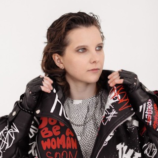 Логотип @maankris_music - MAÁNKRIS 🚀