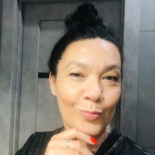 Логотип @macro_life - Рожина | Деньги нового масштаба