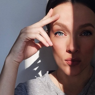 Логотип @madambaumann - мадам Боманн