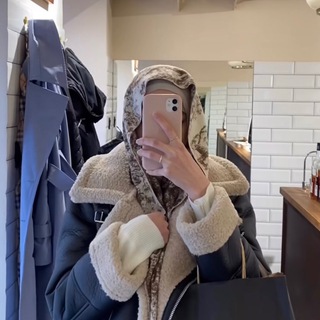 Логотип @madiinshop - Сумочки 👜и Аксессуары 💍
